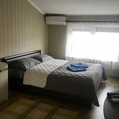 Panoramic View Top Floor Apartment In The City Center Moekatsjeve Buitenkant foto
